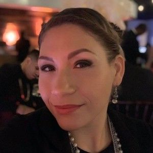 Meet your Posher, Tina